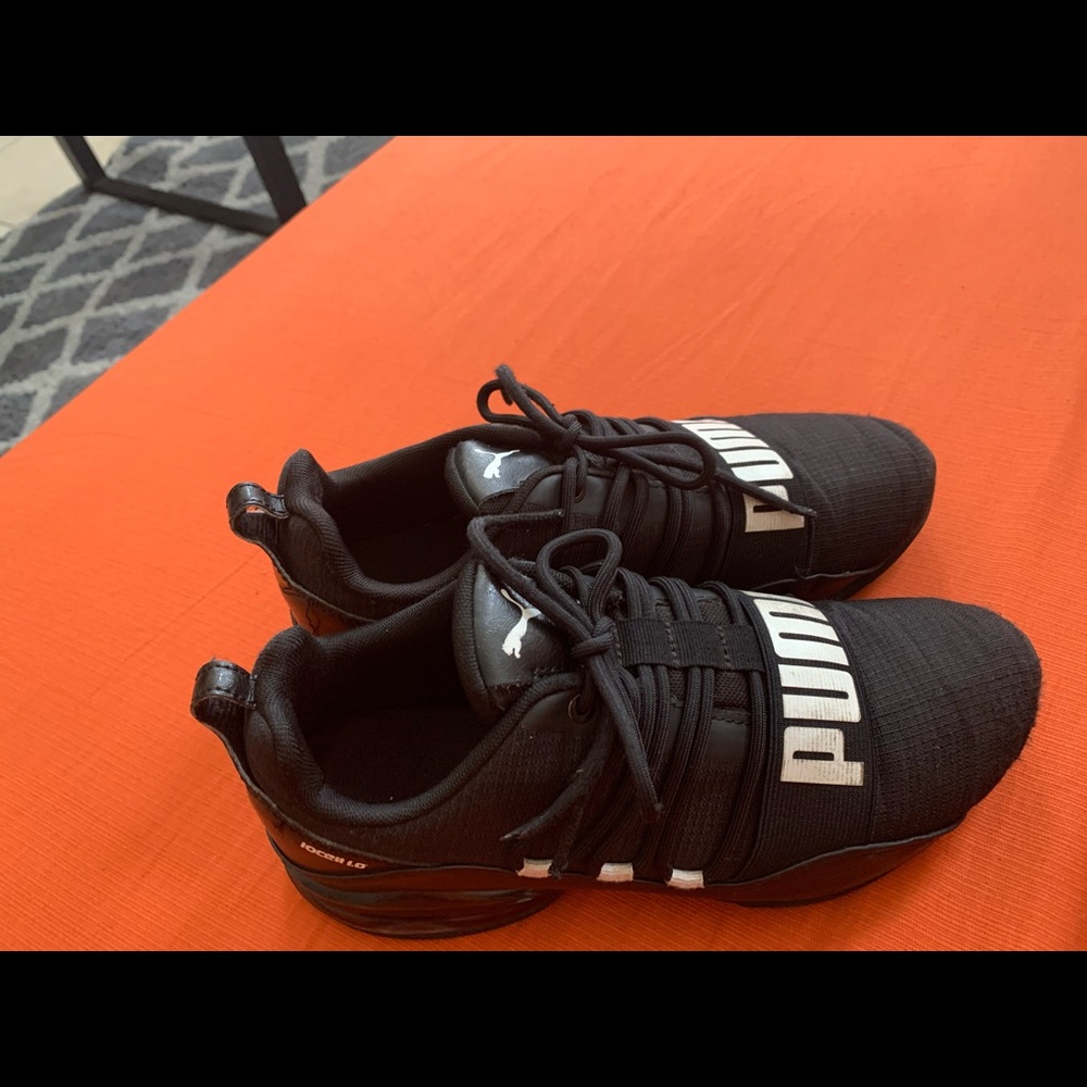 Puma CELL Regulate Training Shoes Size 6 - USED